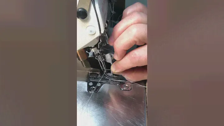 Перетяжка ниток на 5-ниточном оверлоке Juki MO-6700
