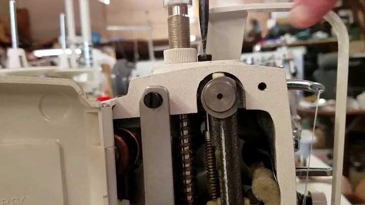 Juki DNU-1541 series foot pressure adjustment